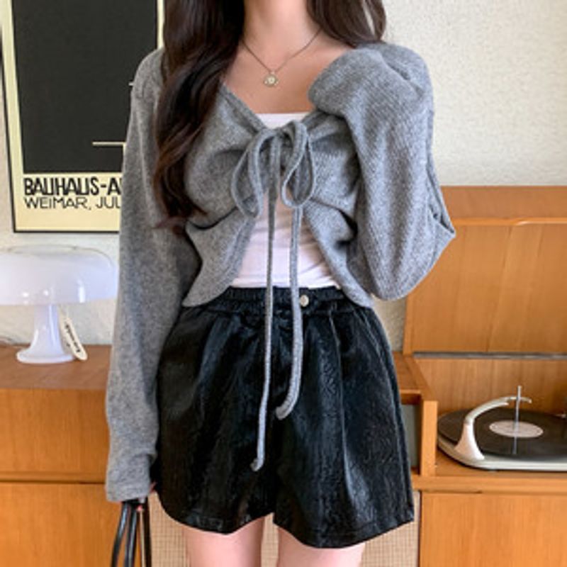 어렌블 브이넥 스트링 골지 긴팔 티셔츠